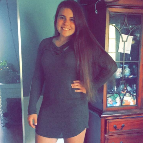 Meet your Posher, Raya - Picture 2 of 4